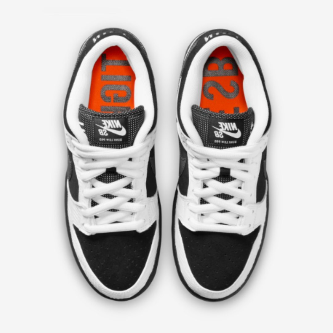 SB Dunk Low 'TIGHT BOOTH'