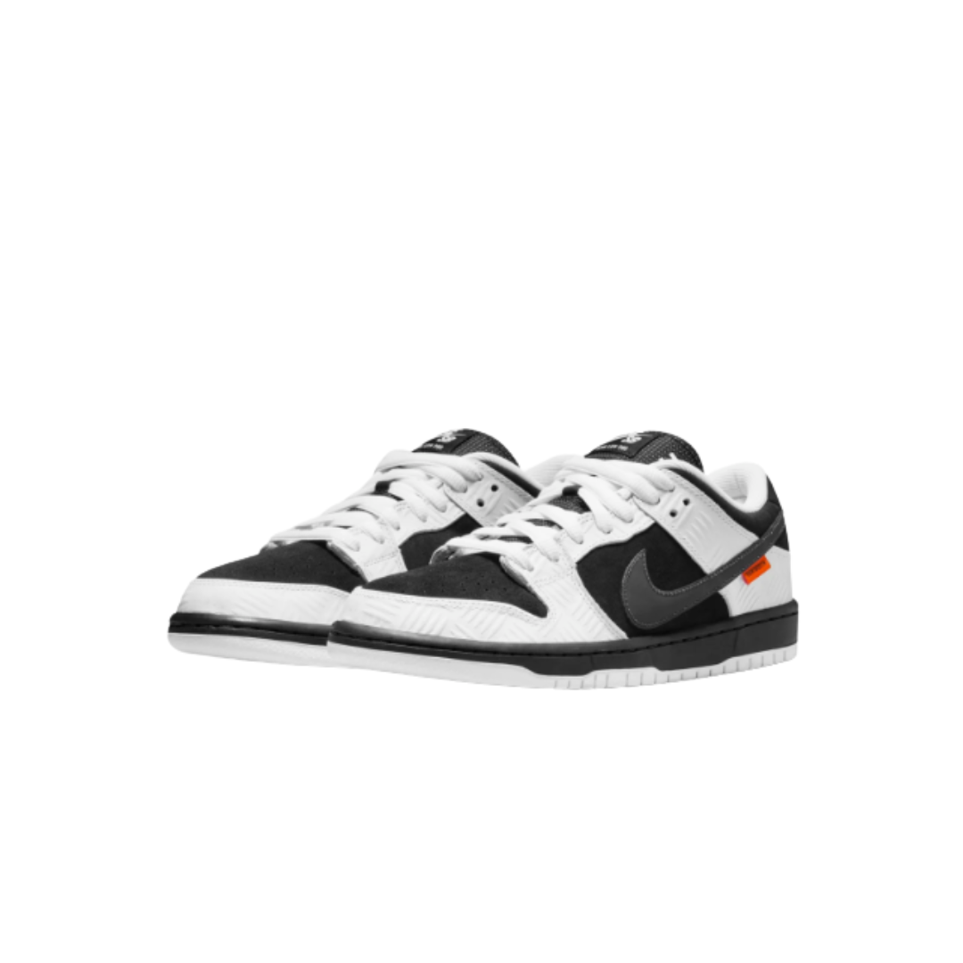 SB Dunk Low 'TIGHT BOOTH'